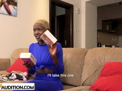 Amateur, Culo, Entrevista, Negro, Ébano, Pequeña, Tímido, Tetas