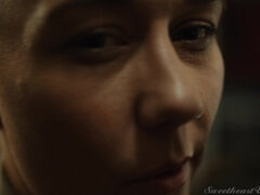 Черные, Брюнетки, Лесбиянка, Лизание, Милф, В офисе, Пирсинг, Сиськи