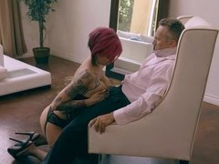 デカパイ, フェラチオ, バック, Hd, 馬乗り, 魅力的, ストッキング, タトゥー