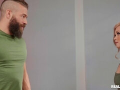 デカ尻, デカチン, ブロンド, フェラチオ, チン, ハードコア, オマンコ, オッパイの