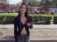 18 ans, Sucer une bite, Brunette brune, Hard, Fille latino, De plein air, Petite femme, Adolescente