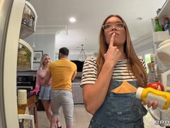 Nana, Gros seins, Sucer une bite, Rondelette, Hard, Mère que j'aimerais baiser, Maman, Chatte