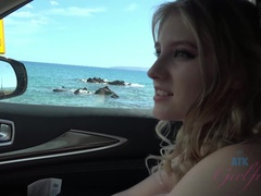 Amateur, Playa, Penetracion con dedos, Despelote, Novia, Desnudo, Pov, Mojado