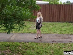 Gros cul, Grosse bite, En levrette, Interracial, Mamelons, Réalité, Tatouage, Nénés