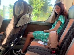 18 jahre, Bus, Paar, Flashen, Handjob, Öffentlich, Russisch, Rock