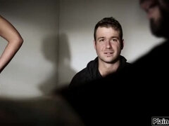 Sucer une bite, Doigter, Pénétrer avec le poing, Masturbation, Petite femme, Rugueux, Gicler, Plan cul à trois