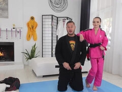 18 años, Mamada, Pies, Penetracion con dedos, Sexo duro, Pequeña, Afeitado, Adolescente