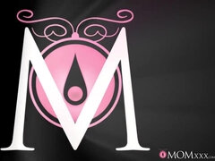 Поза 69, Жопа, Грудастые, Дилдо, Мастурбация, Сауна, Тугие, Игрушки