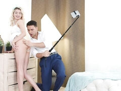 Cul, Chambre à dormir, Grosse bite, Sucer une bite, En levrette, Maigrichonne, Adolescente, Nénés