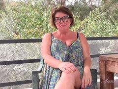 Amateur, Tía, Tetas grandes, Madres para coger, Mamá, Al aire libre, Pov, Juguetes