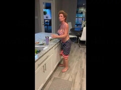 Leie, Wohlbeleibte schöne frauen, Grosse titten, Schwanz, Fetisch, Lecken, Reif, Pissen