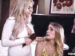 Grote lul, Blond, Vingeren, Likken, Moeder die ik wil neuken, Moeder, Kut duiken, Stiefmoeder