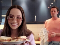 Cul, Nana, Grosse bite, Brunette brune, Lunettes, Hd, Culottes ou slips, Rasée