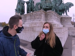 Enthousiasteling, Grote mammen, Hondjeshouding, Sperma in gezicht, Reusachtig, Natuurlijk, Gezichtspunt, Tieten likken