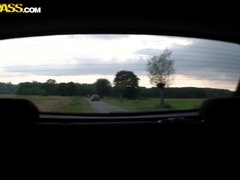 Grosse titten, Braunhaarige, Paar, Absätze, Im freien, Piercing, Schlucken, Tätowierung