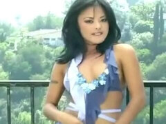 18 ans, Asiatique, Gros seins, Doigter, De plein air, Maigrichonne, Solo, Dénudage