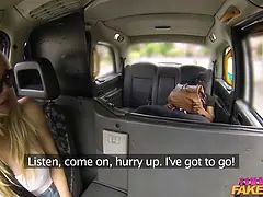 Anal, Gros seins, Sucer une bite, Britannique, Éjaculation interne, Hd, Public, Chevaucher