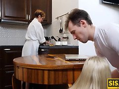 18 летние, Блондинки, Минет, Женщины, Ласковые ручки, Киски, Русские, Сыновья