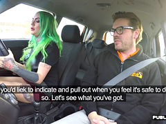 Mamada, Coche, Madres para coger, Perforación, Público, Realidad, Chupando, Tatuaje