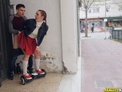 お尻, デカ尻, フェラチオ, 彼女, 手コキする, 赤毛, 女子高生, ティーン
