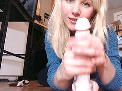 Foot worship, small feet, foot job