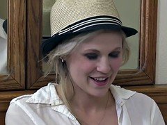 Блондинки, Ноги, Лесбиянка, Пирсинг, Киски, Бритые, Тату, Сиськи