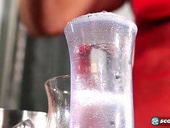 Schwarz, Blondine, Geile alte tussi, Sperma im mund, Spermaladung, Interrassisch, Reif, Milf