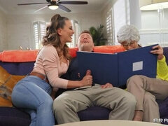 Arsch, Braunhaarige, Schwanz, Hundestellung, Familie, Handjob, Muschi, Rasiert