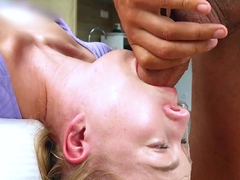 Blondine, Blasen, Würgen, Hd, Pov, Jungendliche (18+)