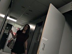 Grosser schwanz, Interrassisch, Ablutschen