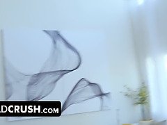 Большой член, Минет, Семяизвержение, Секс без цензуры, Киски, Сыновья, Молоденькие, Тугие