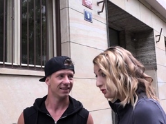 Blasen, Gehörnter ehemann, Hardcore, Hd, Interrassisch, Flotter dreier, Ehefrau