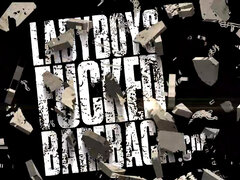 Пальцем, Натуральные сиськи, Писсинг, Киски, Трансы