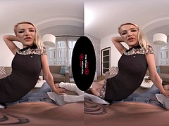 Dreidimensional, In den arsch, Blondine, Braunhaarige, Besamung, Pornostars, Pov, Titten