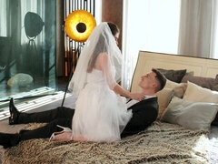 Спальня, Большая жопа, Большой член, Минет, Невеста, Брюнетки, Крошечные, Бритые