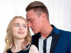 In den arsch, Arsch, Blasen, Handjob, Küssen, Lecken, Muschi, Jungendliche (18+)