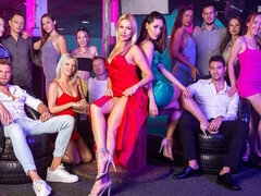 デカ尻, フェラチオ, バック, ハードコア, 自然山雀, オージー, 公共, オッパイの