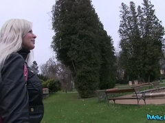 Amateur, Blonde, Plantureuse, Tromperie, De plein air, Pov, Public, Nénés