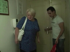 Hard pleasure session featuring a horny mature bitch