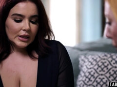 Gorda, Morena, Tetona, Gordita, Penetracion con dedos, Lesbiana, Lamidas, Coño