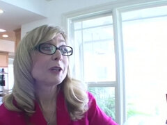 Grosse titten, Blondine, Braunhaarige, Vollbusig, Reif, Milf, Mutti, Jungendliche (18+)