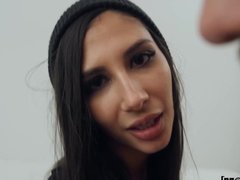 Americano, Morena, Polla, Tetas naturales, Pov, Coño, Cabello corto, Tatuaje