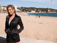 Nana, Gros cul, Sucer une bite, Queue, Branlette thaïlandaise, Pov, Rousse roux