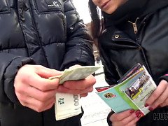 茶髪の, エロ熟女, 浮気する, シゴき, 淫乱熟女, 母, お金, フェラする