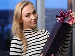 18 ans, Gros cul, Gros seins, Blonde, Doigter, Masturbation, Adolescente, Nénés