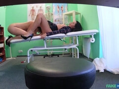 69, En levrette, Doigter, Infirmière, Bureau, Chatte, Uniforme, Voyeur