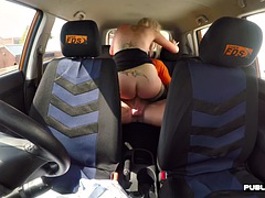 Большие сиськи, Блондинки, Британки, Член, Пальцем, Дрочит, От первого лица, Тату