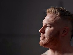 Grote lul, Sperma shot, Homo, Masturbatie, Spier, Geschoren, Alleen, Tatoeage