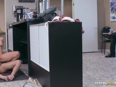 Tetas grandes, Morena, Polla, Latina, Madres para coger, Perforación, Coño, Tatuaje