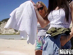 18 летние, Минет, Кончили внутрь, Семяизвержение, Пальцем, Ласковые ручки, Молоденькие